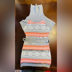 Beautiful dress new, warm
